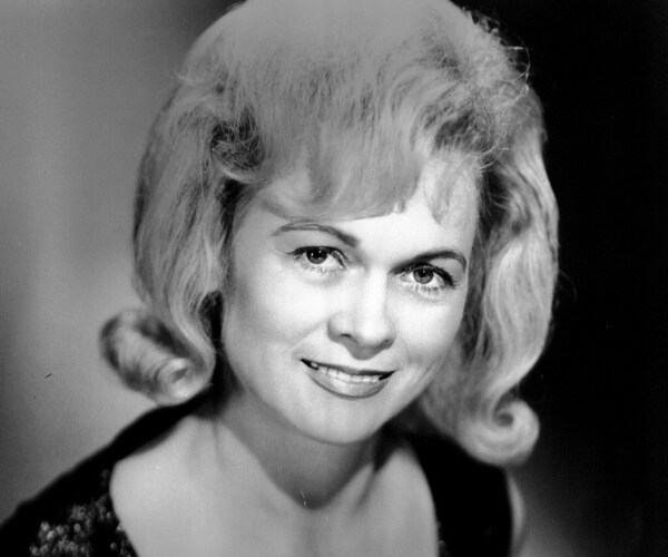 Jean Shepard, Country Music Hall of Famer, Dies at 82