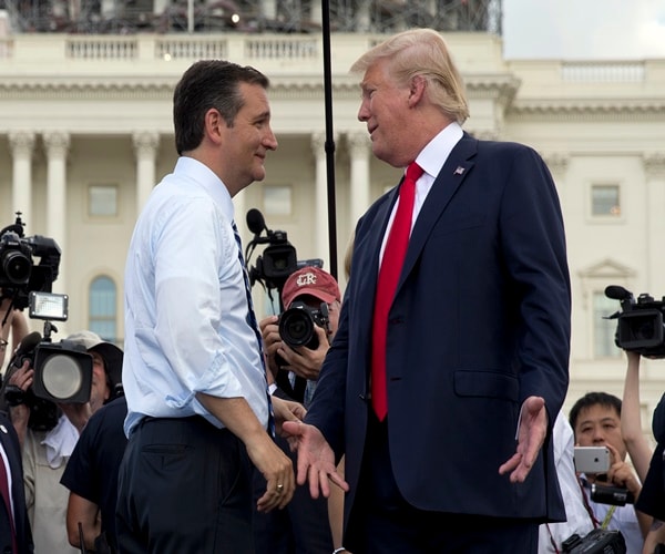 Campaign Poll Finds Trump-Cruz Neck-and-Neck in SC