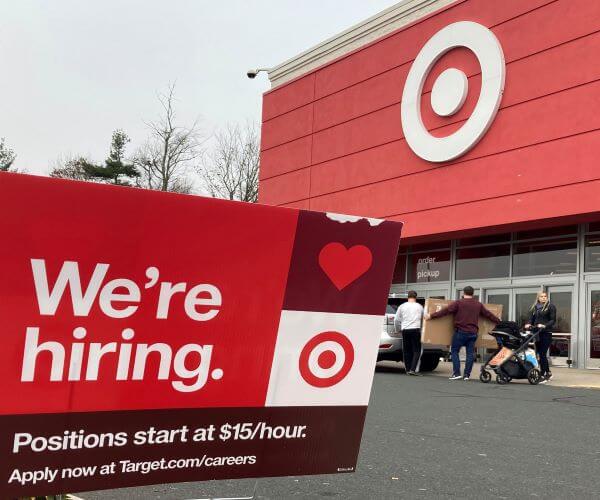 Target to Hire 100,000 Workers for Holiday Season