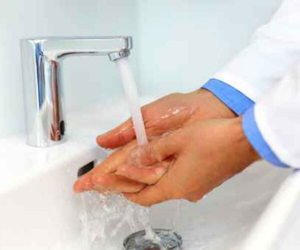 graphic of doctor washing hands