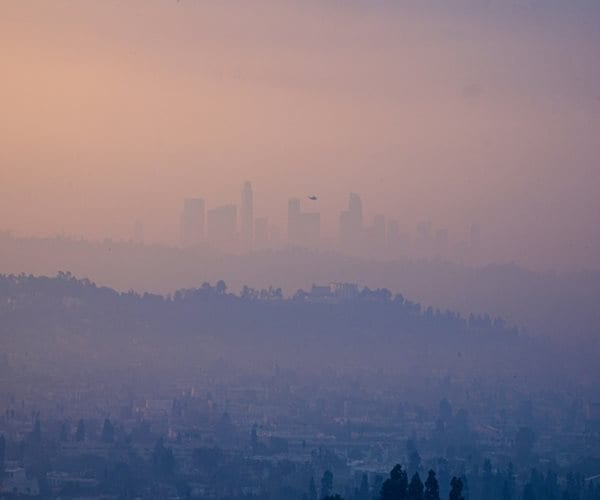 Stay Inside to Avoid Toxic LA Wildfire Smoke, Residents Warned