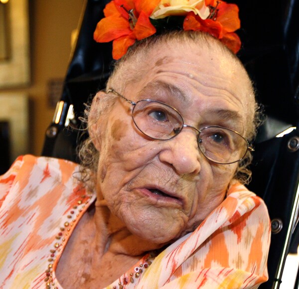 World's Oldest Person for a Week, Gertrude Weaver Dies at 116 | Newsmax.com