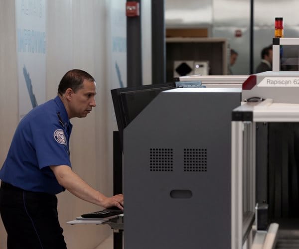 US Unveils Enhanced Airline Security Plan to Avoid Laptop Ban