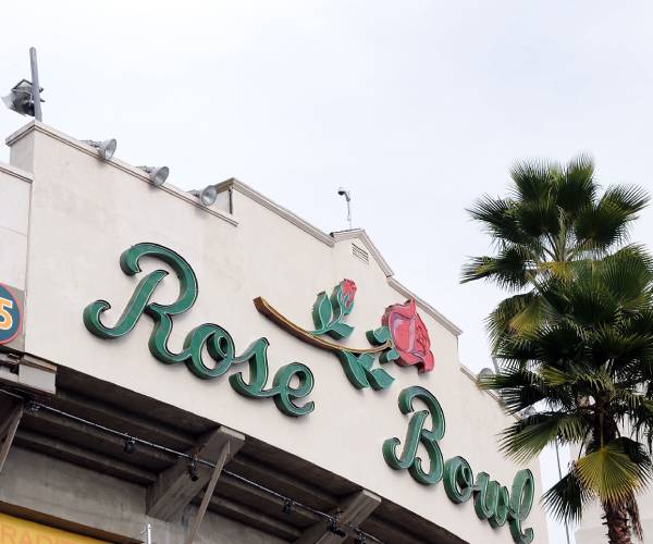 front of the rose bowl stadium