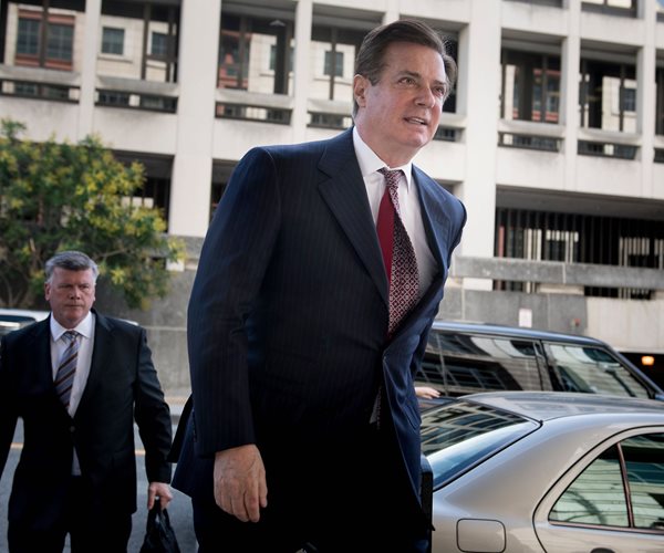 Judge Sends Paul Manafort to Jail Pending Trial