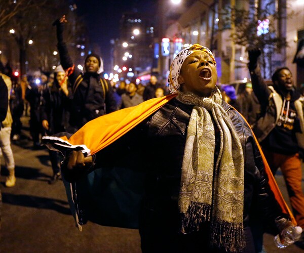 Laquan McDonald Shooting Video Released; Chicago Protestors Take to Streets