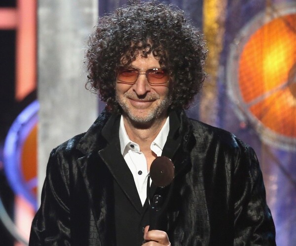 Howard Stern Sees 'Great Mental Illness' With Will Smith