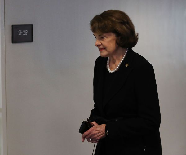 Feinstein Poisons the Well With Simpson Transcript Release