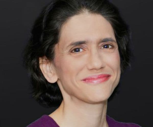 washington post columnist jennifer rubin is shown in her twitter profile pic