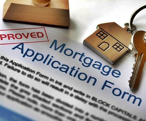 Mortgage Demand Falls for 2nd Week, Signaling Potential Housing Slowdown