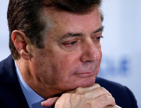 Report: Paul Manafort Locked Alone in Cell for 23 Hours a Day