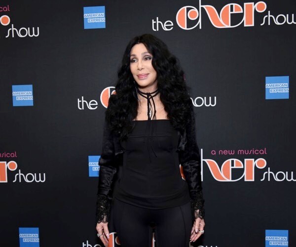 Cher Calls Trump 'Ignorant Thug' With 'Lizard Brain'