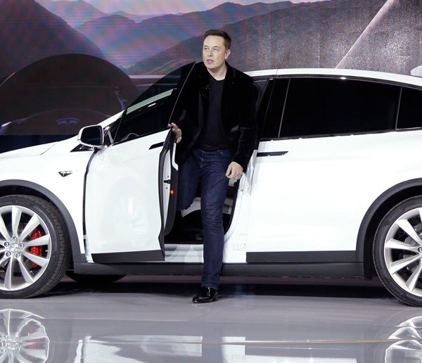 Tesla Omits Delivery Goal of 20M Vehicles a Year