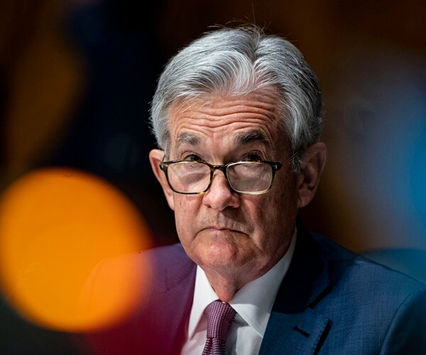 Trump Says He Will Not Try to Replace Fed's Powell