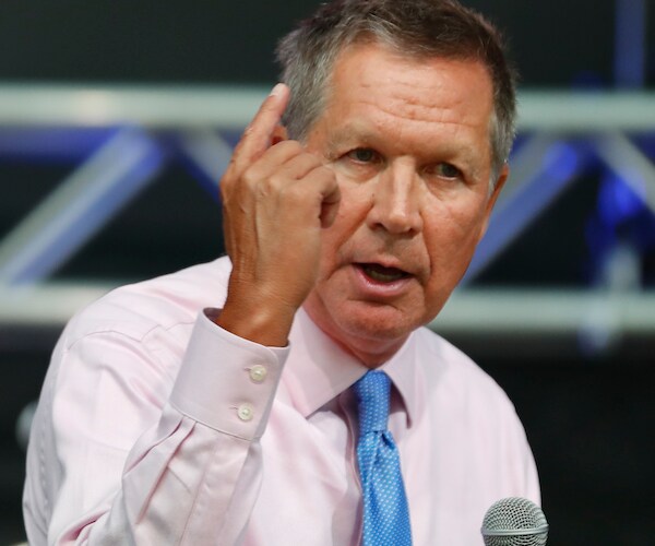 Ohio's Kasich Won't Back Down On Trump