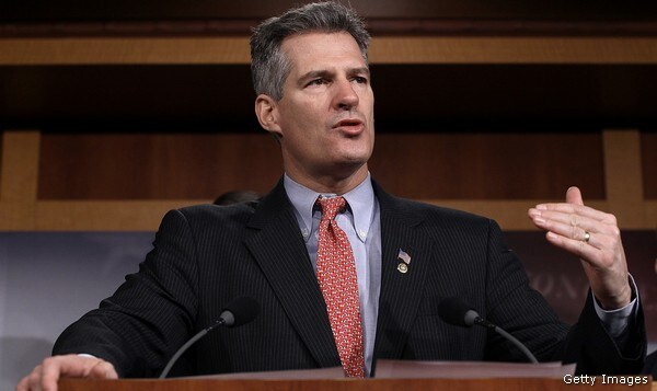 Scott Brown Takes Heat in NH on Assault Weapon Ban