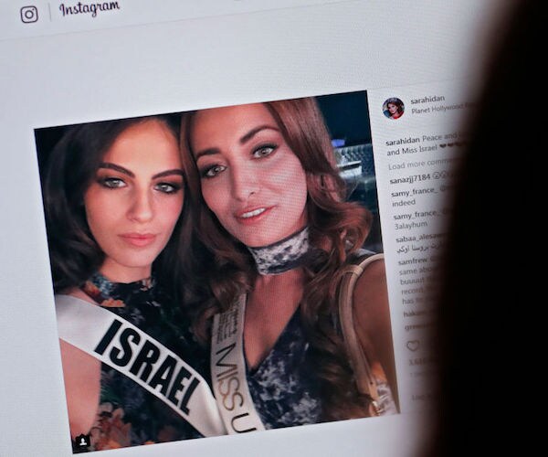 Miss Iraq Flees Country After Pictured With Miss Israel