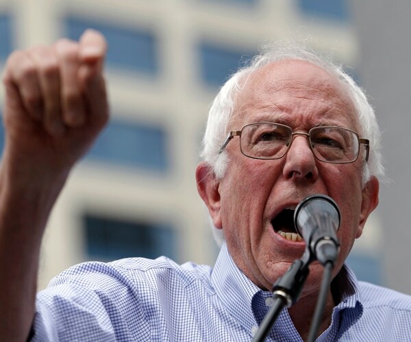 Bernie Sanders Beating Hillary in Iowa State Fair Straw Poll