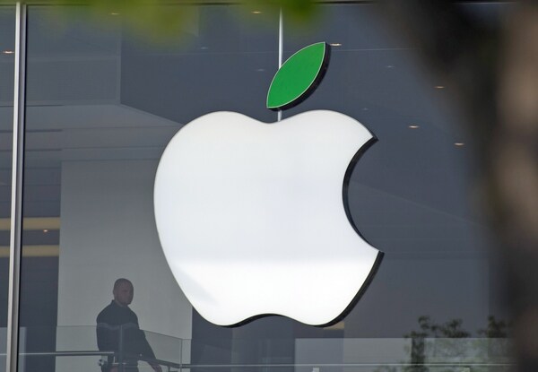 Apple Says ICloud Not Breached in Celebrity Photo Hack