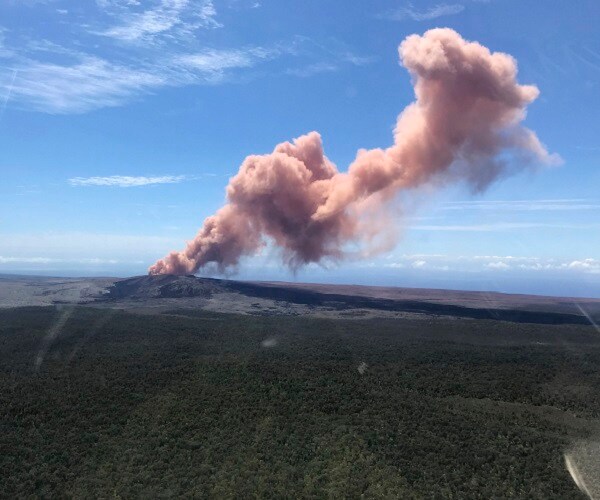 Hawaii Kilauea Volcano Erupts, Forces Evacuations