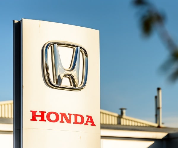 honda sign at auto park