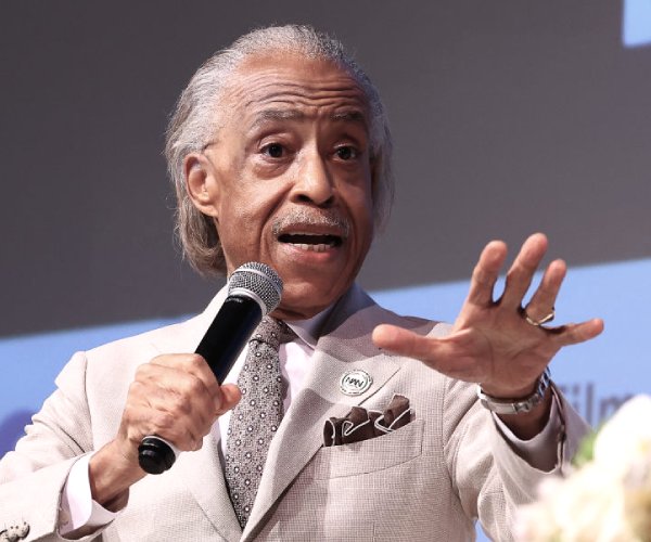 al sharpton speaking