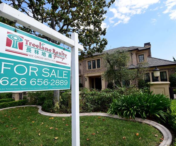 30-Year Mortgage Rate Falls to 2-Year Low of 6.15%