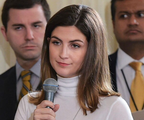 White House Bars CNN Correspondent From Open Press Event