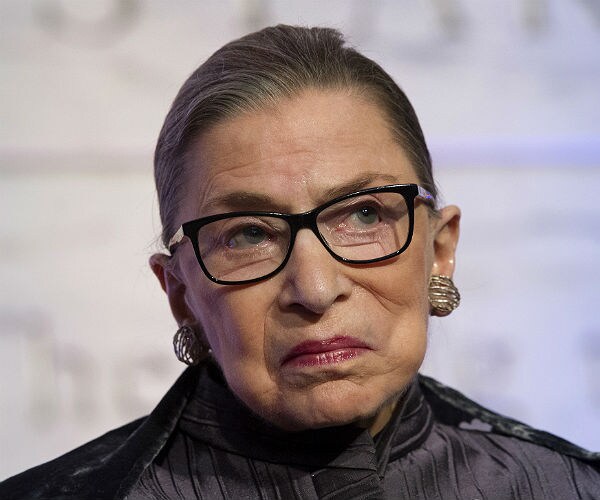 Trump Rips Ginsburg: 'She Should Apologize to the Court'