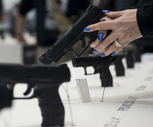 Poll: Americans Favor Stricter Gun Laws