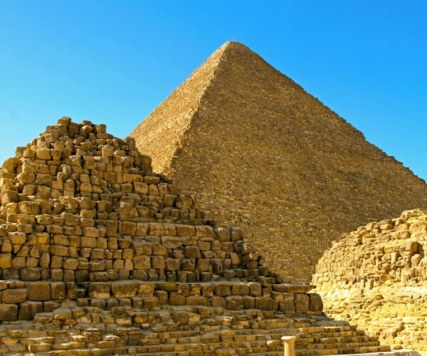 Great Pyramid 'Big Void': Cosmic Rays Spot Mystery Chamber