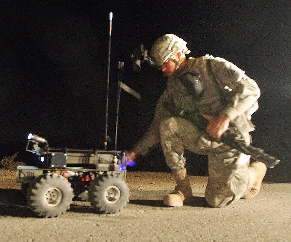 The US Army Is Planning New, More Complex Battlefield Robots