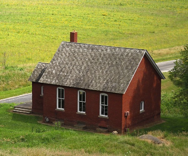 old red school house in dickson illinois 