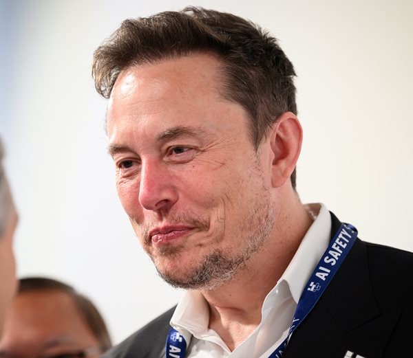 Musk Must Respond to SEC by Monday on Twitter