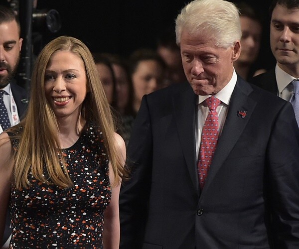 Clintons Issue Father's Day Rebukes of Border Separation of Families