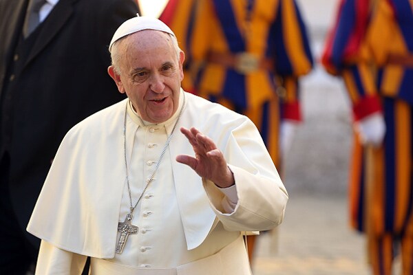 Pope Hasn't Watched TV for 25 Years and Doesn't Use Internet 