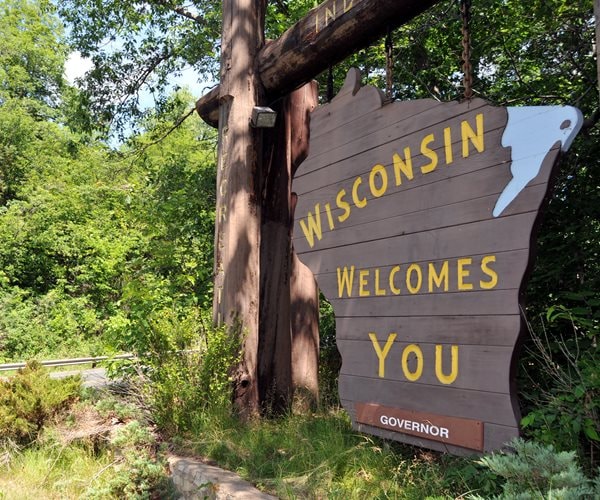 Wisconsin welcome sign