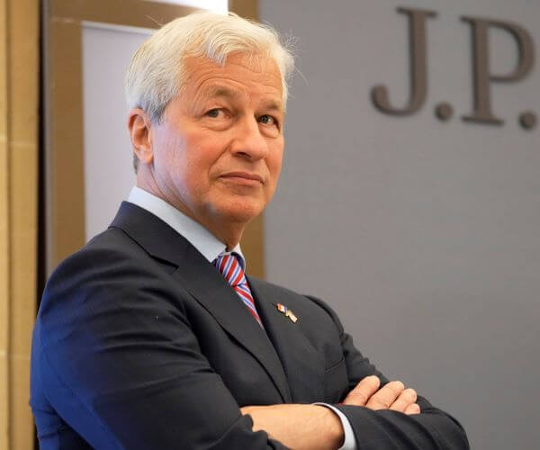 JPMorgan CEO Dimon Got 8% Pay Increase in 2024