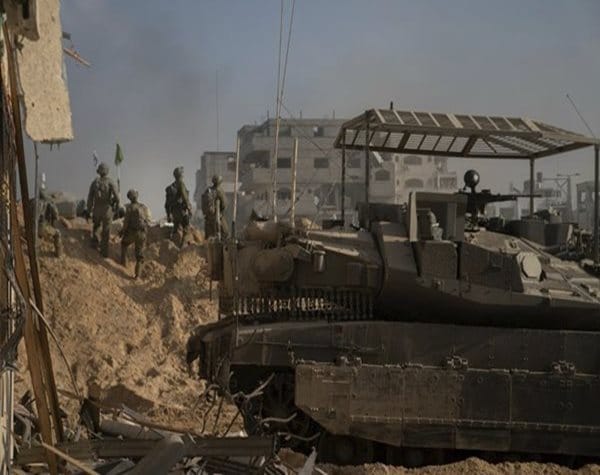 Israeli Airstrike Injures Four Palestinians in Gaza