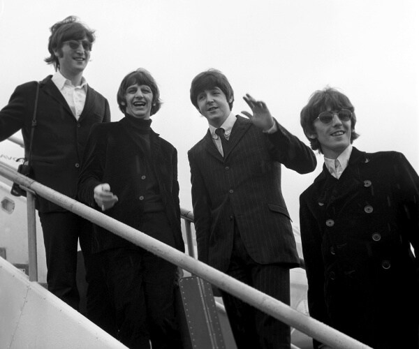 the beatles black and white photo