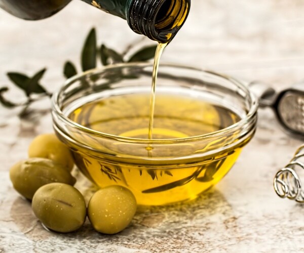 olives, olive oil