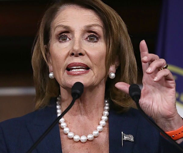 Pelosi: Comey's Letter 'Difficult to Overcome' for House Dems