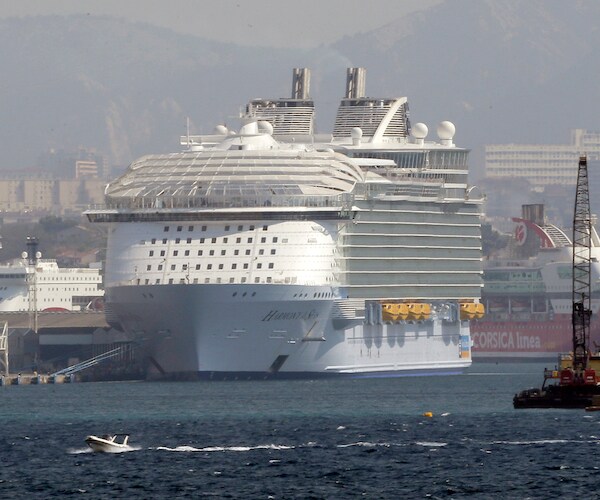 Harmony of the Seas Accident Kills One, Injures Four