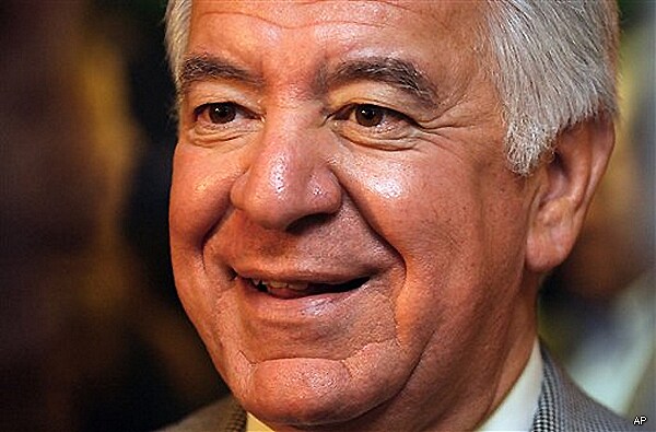 Rep. Rahall Offers Constitutional Amendment to Protect School Prayer