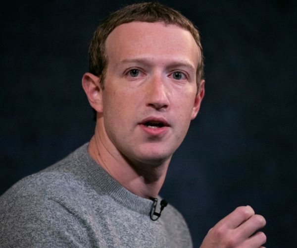 Zuckerberg's Net Worth Sinks 60%