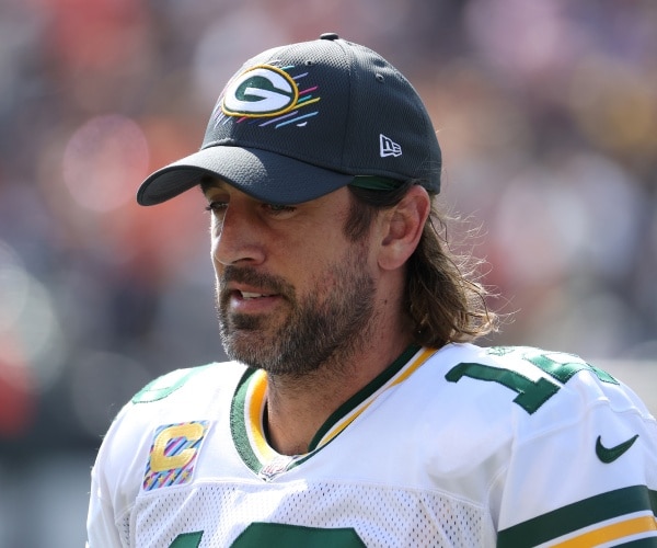 Aaron Rodgers Contradicts WSJ Over 'COVID Toe' Report