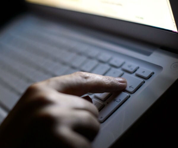 Prosecutors: Russian Hackers Exploit US Cyber Vulnerability