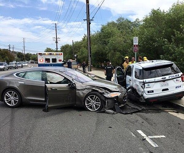 Tesla Hits Police Car While on Autopilot