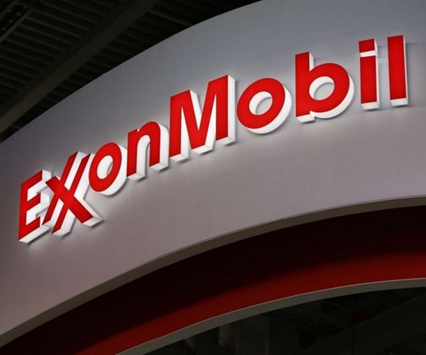 Exxon Mobil Names Woods Chairman, CEO to Replace Tillerson