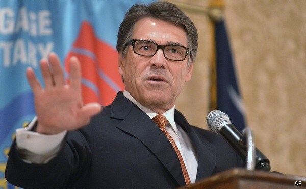 Rick Perry: Obamacare's 'Delays, Deceit and Debacles' to Continue in 2014 